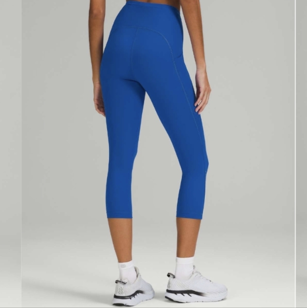 Lululemon Swift Speed High-Rise Crop 21" Blazer Blue Tone Size 6 - Picture 4 of 13